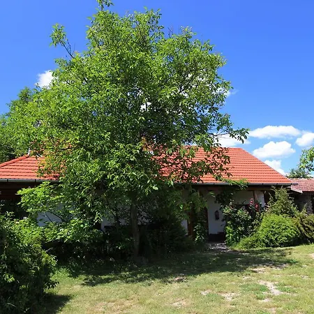 Gæstehus Bableves Felsőtold